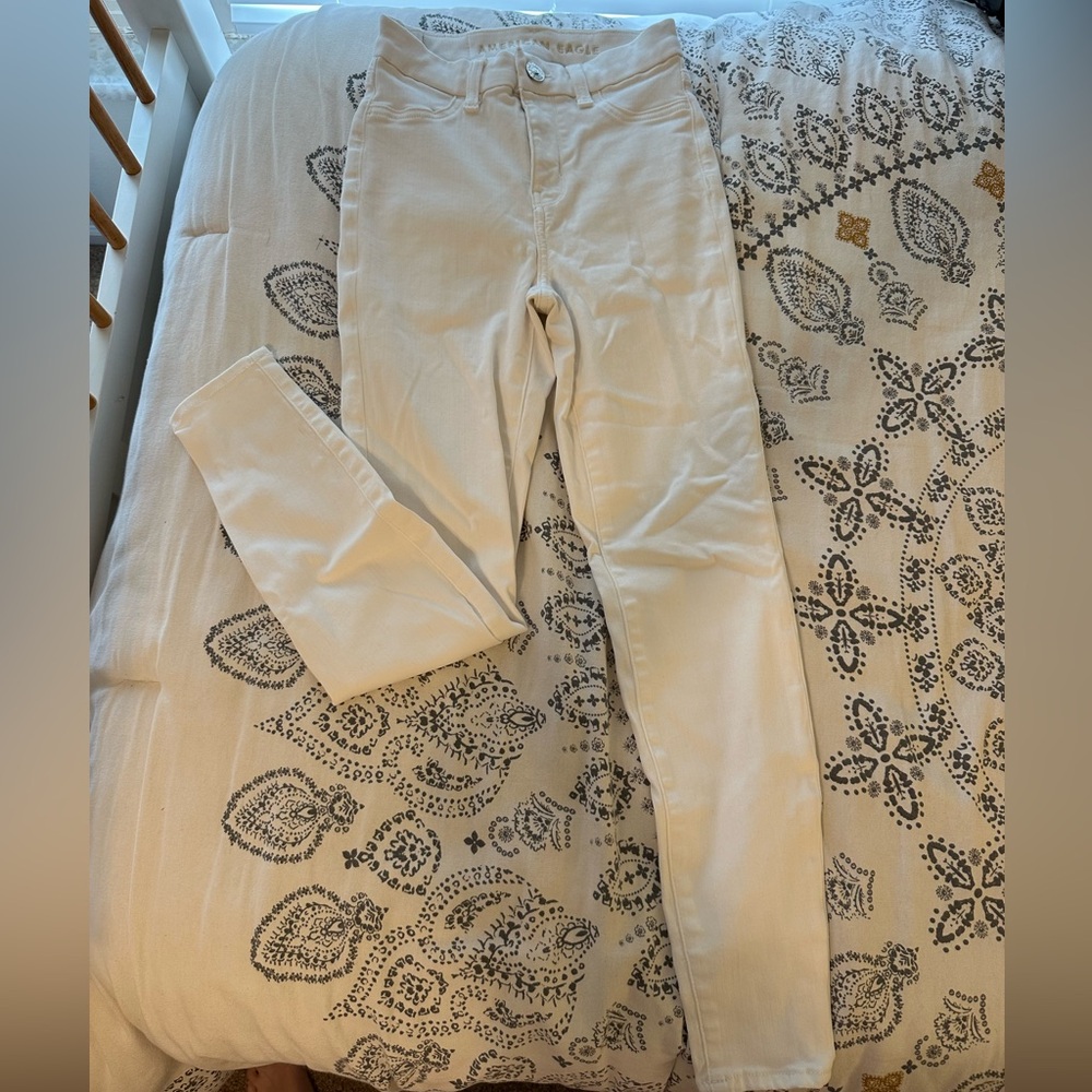 American Eagle Outfitters White Jeans